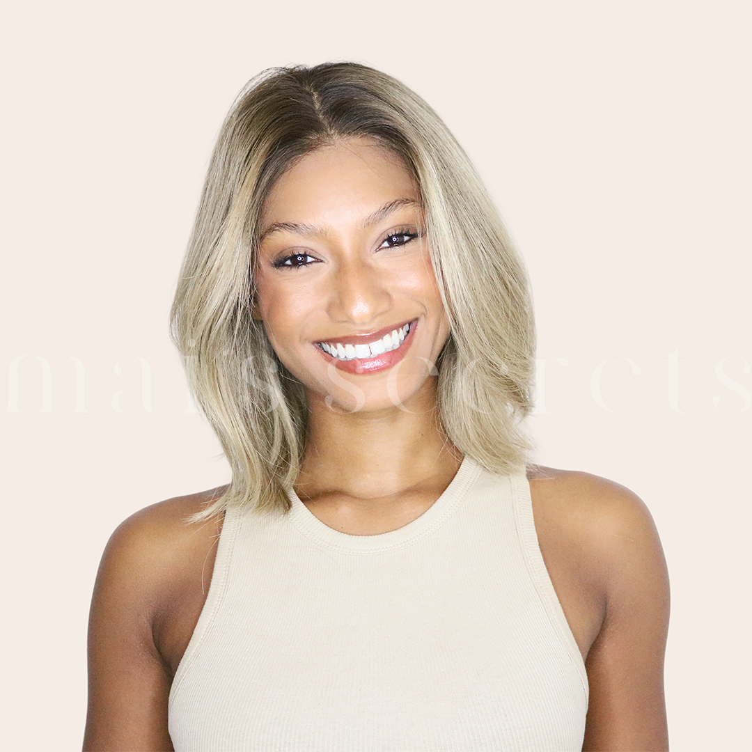 Caroline - Perruque bob cheveux Deluxe blonds cendré effet racines