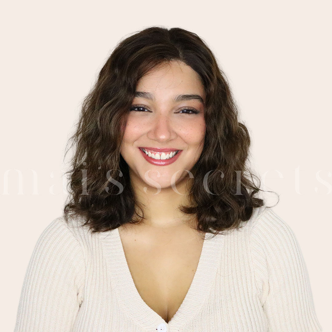 Sandrine – Perruque ondulée châtain méchée cheveux européens