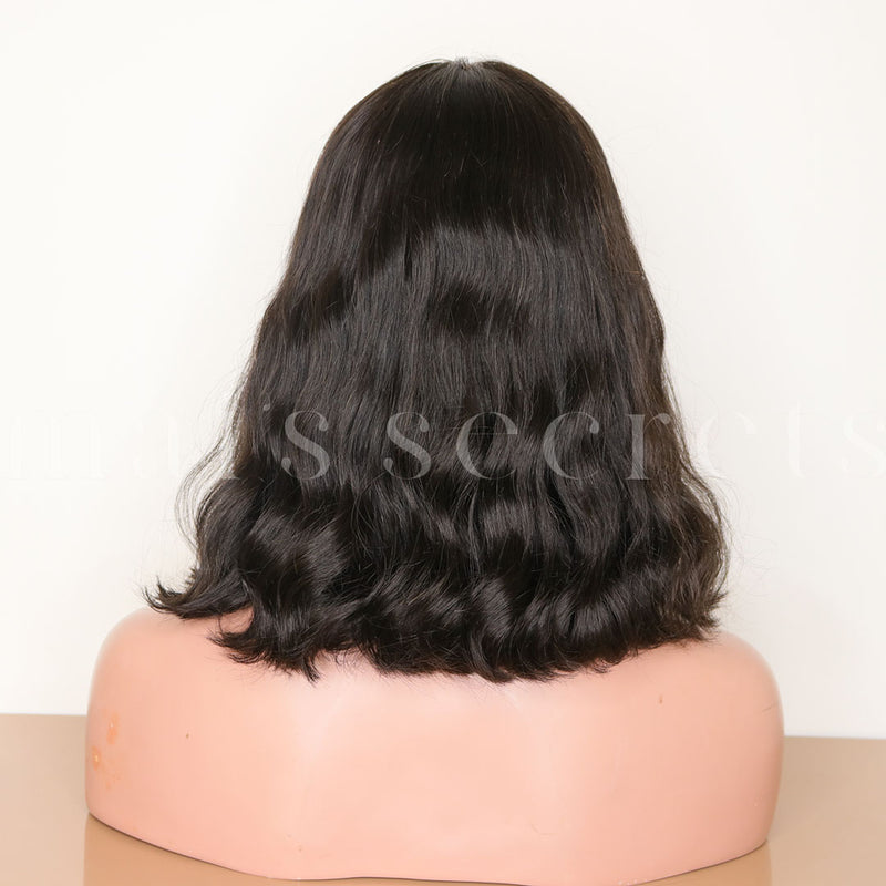 Margaux - Perruque bob avec frange cheveux ondulés